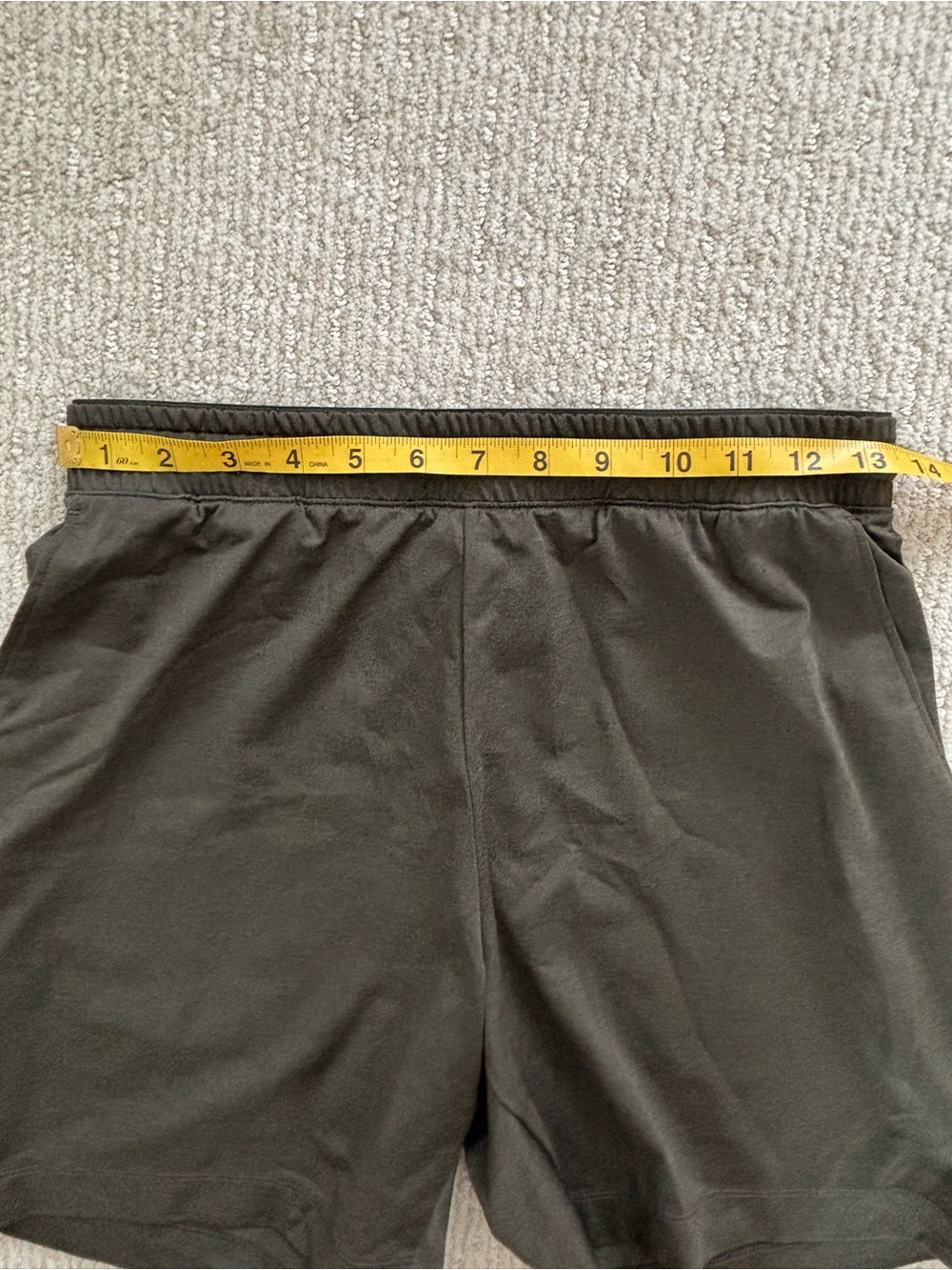 Uniqlo Men’s Shorts - Picture 2 of 7